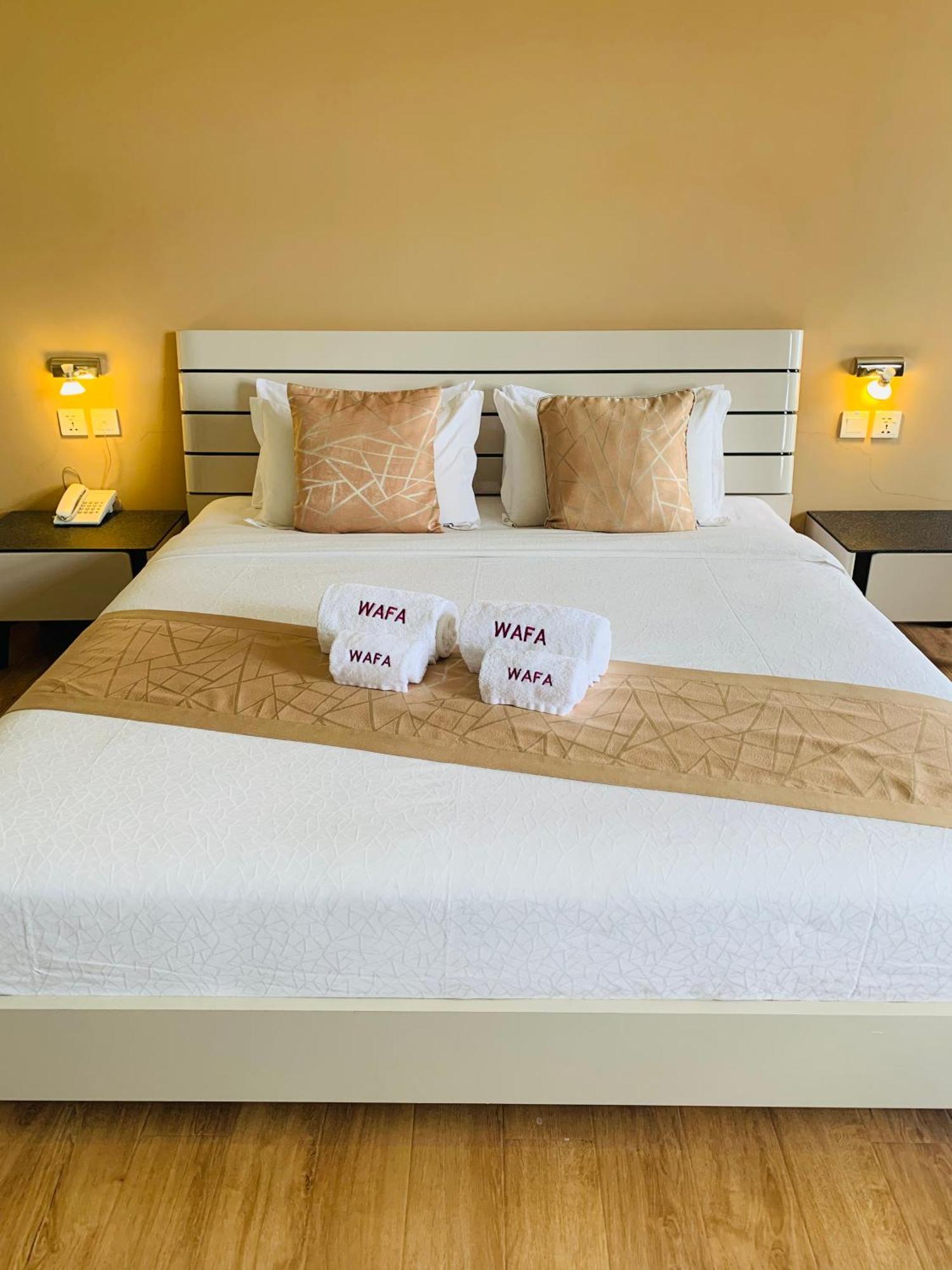 Wafa Hotel & Apartment Kampong Mata Mata Kültér fotó